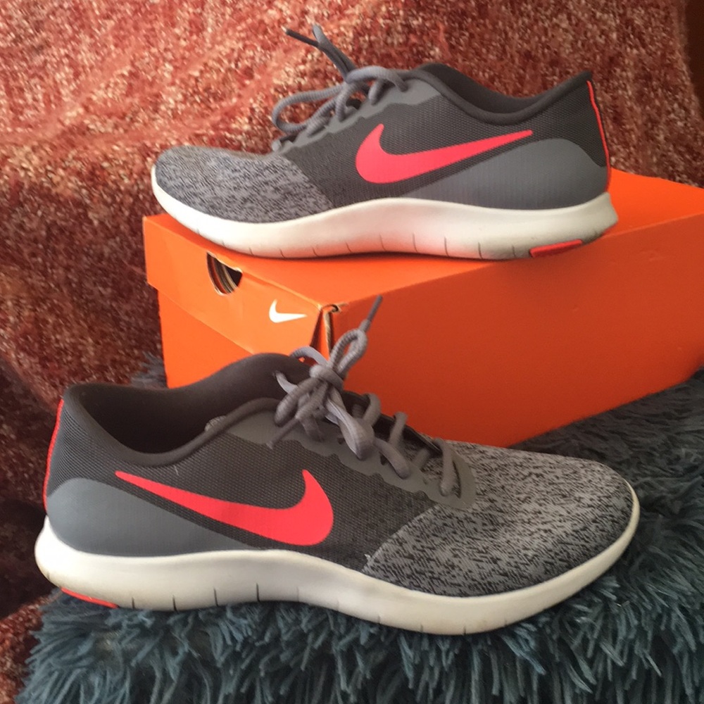 Nike Flex Contact Running Shoe